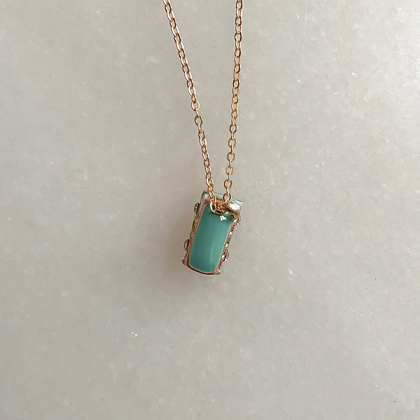 "the twinkie" necklace
