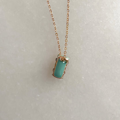 "the twinkie" necklace